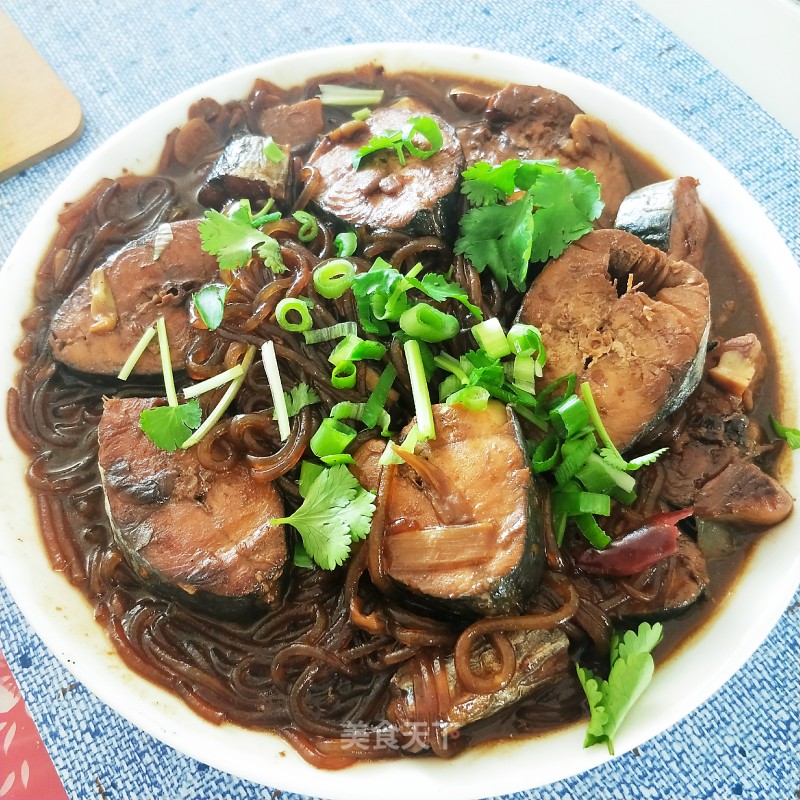 Spanish Mackerel Stewed Vermicelli recipe