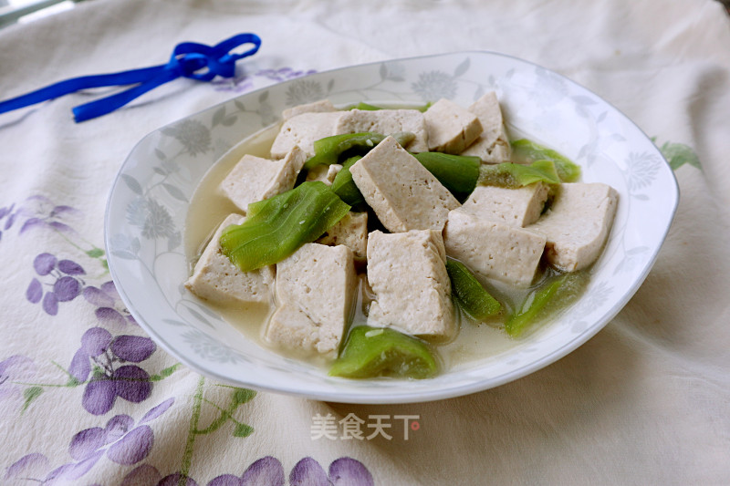 Loofah Stewed Tofu recipe