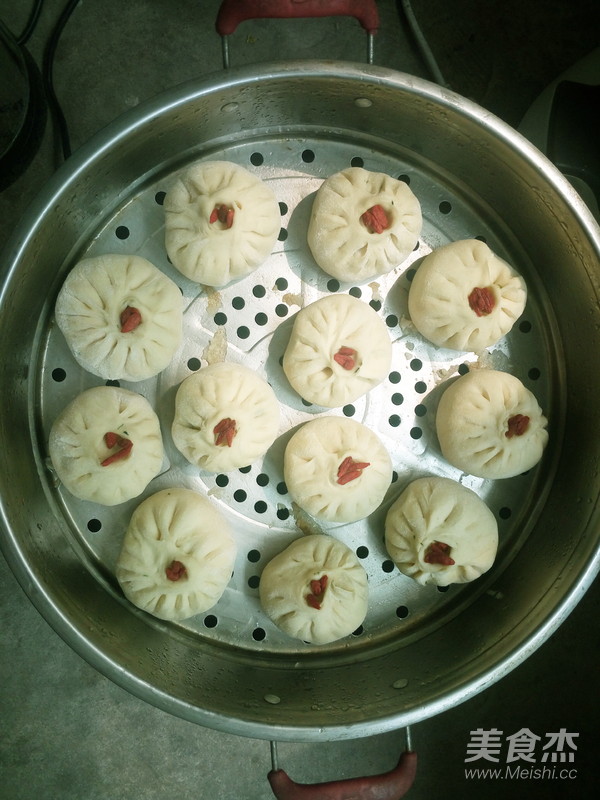 Wild Amaranth and Pork Buns recipe