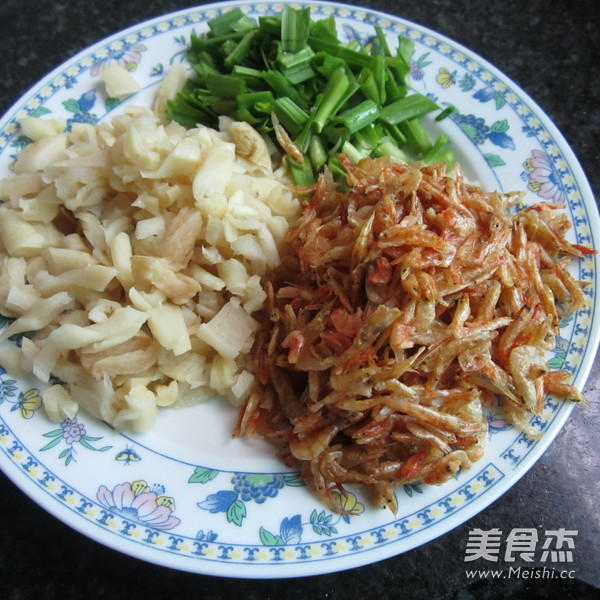 Stir-fried Shrimp with Dried Radish recipe