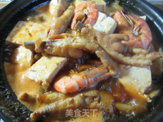 Shrimp Lao Tofu and Chicken Feet Claypot recipe