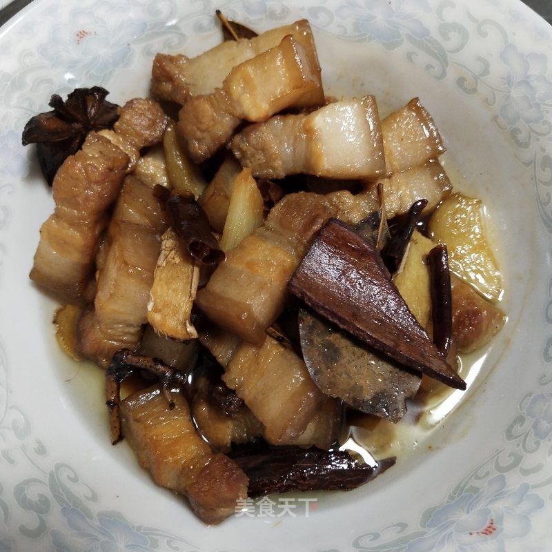 Homemade Braised Pork with Sweet and Spicy Taste