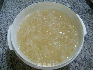 Raisin Cantaloupe Tremella recipe