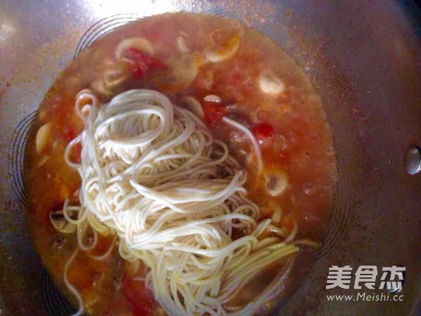 Spaghetti with Tomatoes recipe