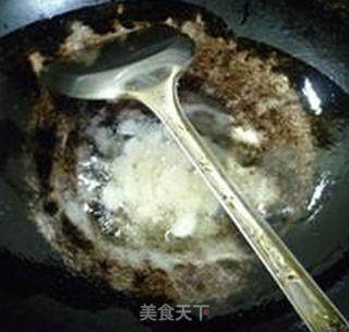 Stir-fried No. 5 Dishes with Bacon and Loofah recipe