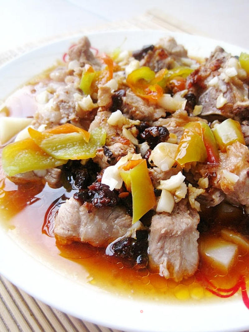 Steamed Pork Ribs with Soy Sauce and Potatoes