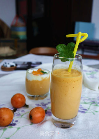 Mango Loquat Yogurt Shake recipe