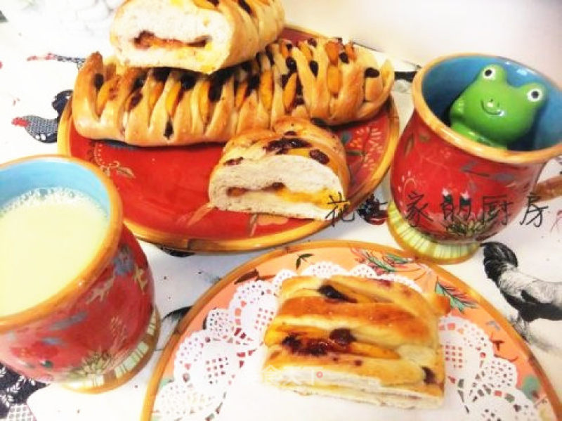 Cranberry Sweet Apricot Bread recipe