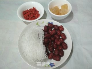 Jujube and Chinese Wolfberry Vermicelli Syrup recipe