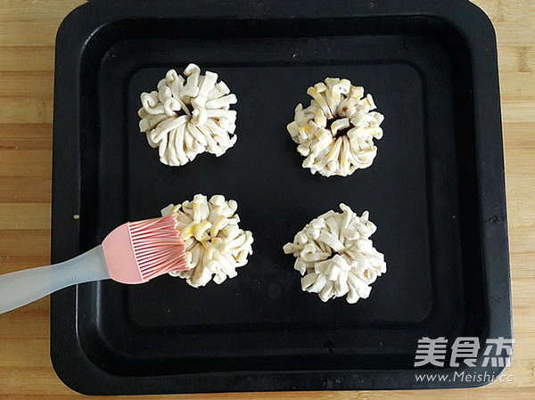 Chrysanthemum Crisp recipe