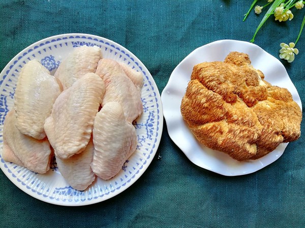 Roasted Chicken Wings with Hericium recipe