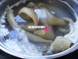 Winter Recipe: [1] How to Use A Soymilk Machine to Make Stewed Pork Skin Jelly recipe