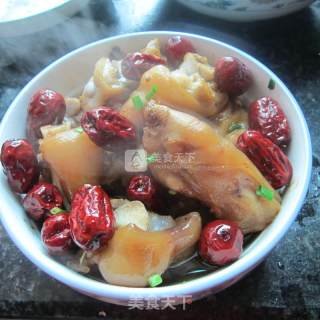 Steamed Pork Knuckles with Red Dates-banquet Dish recipe