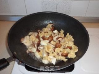 Marinated Mushroom Noodles recipe