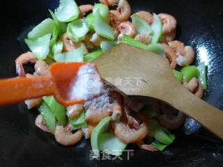 Stir-fried Sea Prawns with Vegetable Stems recipe