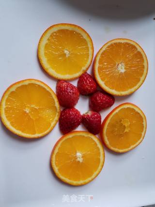 Flower-shaped Fruit Platter recipe