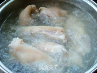【cantonese Cuisine】---salted Pork Feet recipe