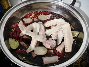 Oil-free Zhou Black Duck recipe