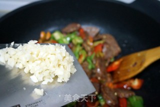 Stir-fried Sausage with Chili recipe