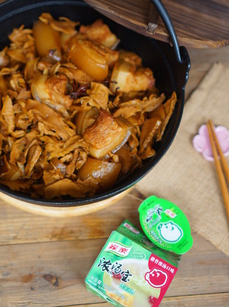 Braised Pork with Bamboo Shoots