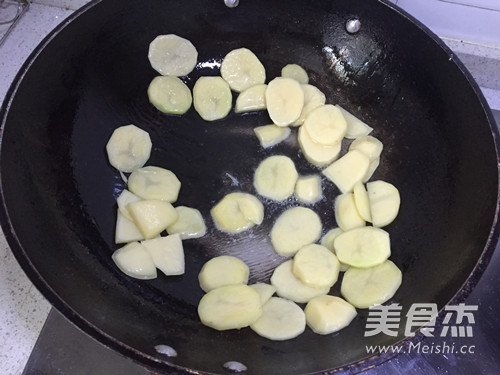 Potatoes Fall in Love with Kewei Shrimp recipe