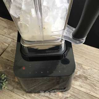 Pineapple Banana Smoothie recipe