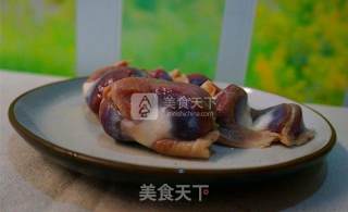 Stir-fried Chicken Gizzards with Garlic Stalks recipe