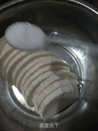 Steamed Taro with Flour recipe