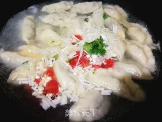 Shepherd's Purse Dumplings in Sour Soup recipe