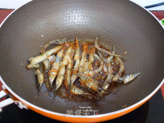 Stir-fried Pond Fish with Pepper recipe