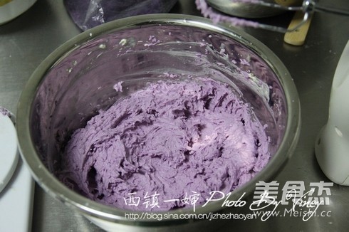 Mickey Purple Potato Mousse Cake recipe