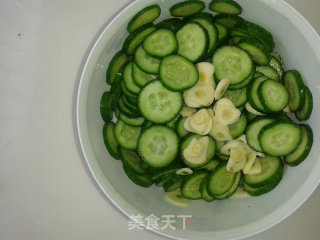 Garlic Sliced Milk Melon recipe