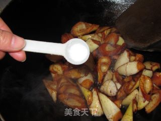 Spring Seasonal Vegetables-braised Bamboo Shoots in Oil recipe