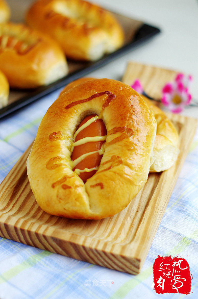 #aca烤明星大赛#——corn Sausage Meal Buns recipe