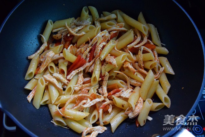 Pasta with Chicken and Pickled Peppers recipe
