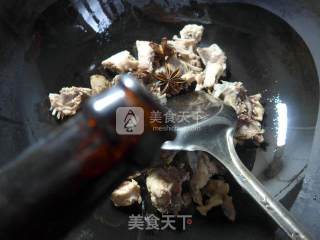 Chicken Skeleton with Daylily Thousand Knots recipe