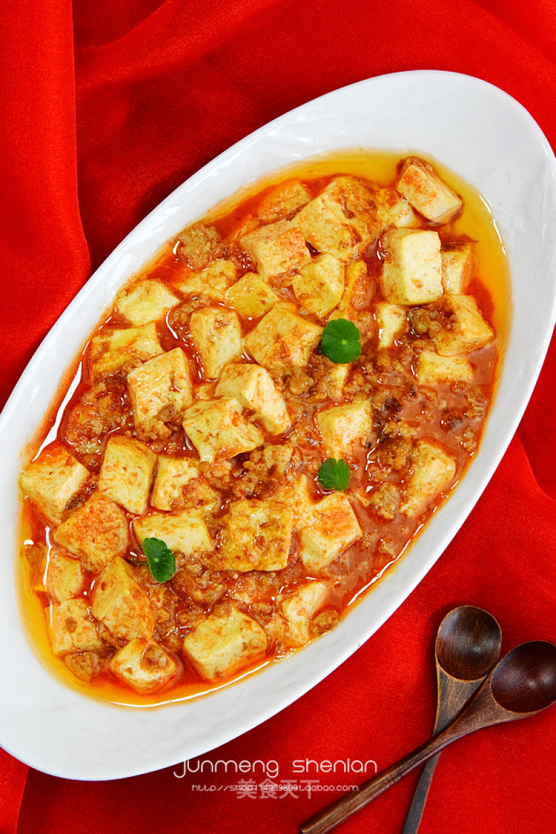 Smooth and Tender Flavor-stewed Tofu with Large Prawn Paste recipe