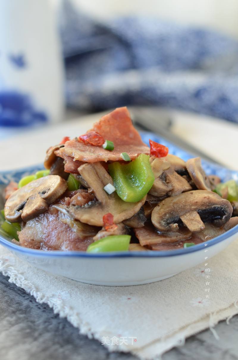 Stir-fried Mushrooms with Bacon recipe