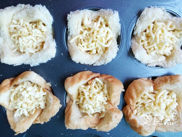 [jasmin Fun Baking] Fresh Shrimp and Fish Pan Mee Toast recipe