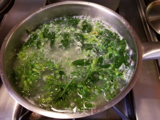 Night Orchid Wolfberry Leaf Soup recipe