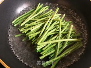 Rainbow Beans with Sesame Sauce recipe