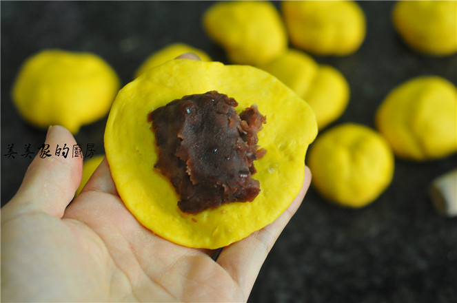 Red Bean Pumpkin Sesame Cake recipe