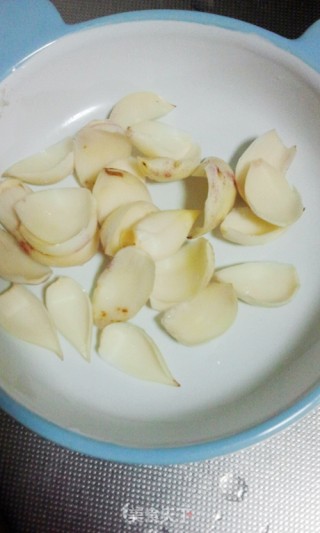 Stir-fried Lily with Celery recipe