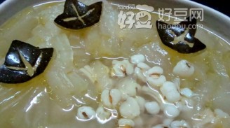 Chicken Frame, Winter Melon and Barley Soup recipe