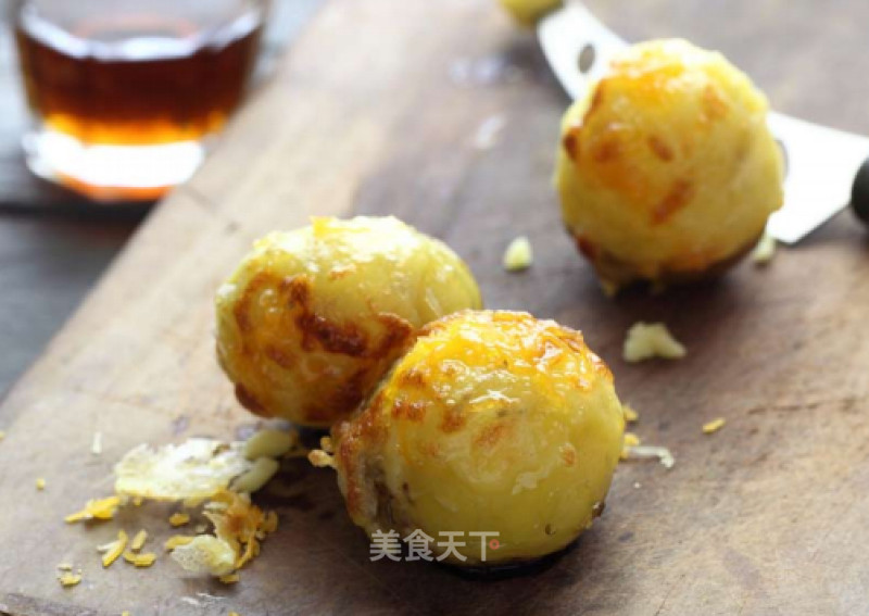 Garlic and Milky Potatoes recipe