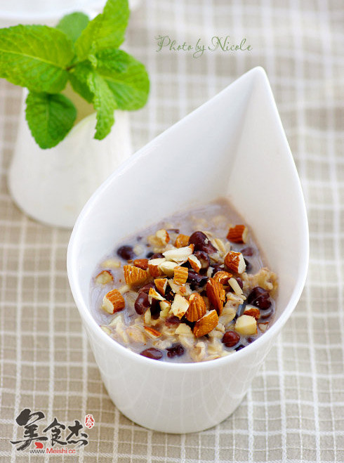 Milky Red Bean Oatmeal recipe