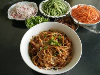 Noodles with Mushroom Meat Sauce recipe