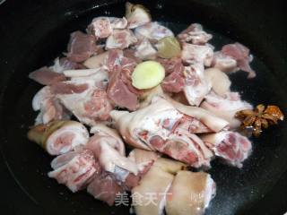 Homemade Braised Pork Knuckles recipe