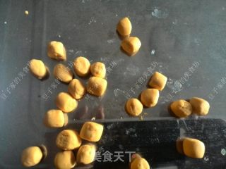 Taro Balls with Red Dates in Syrup recipe