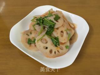 Cold Lotus Root with Sweet and Spicy Sauce recipe